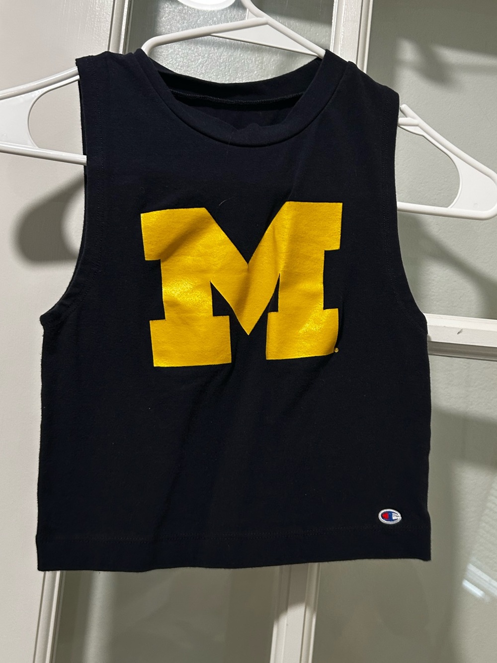 Champion Women's Michigan Wolverines Blue Cropped Tank Top with Maize 'M' Graphi